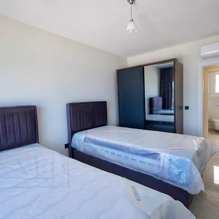 Апартаменты With The Pool And Sea View, As You Can Have A Pleasant Time On Your Balcony *