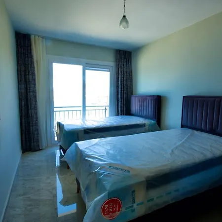 With The Pool And Sea View, As You Can Have A Pleasant Time On Your Balcony Апартаменты Богазычи